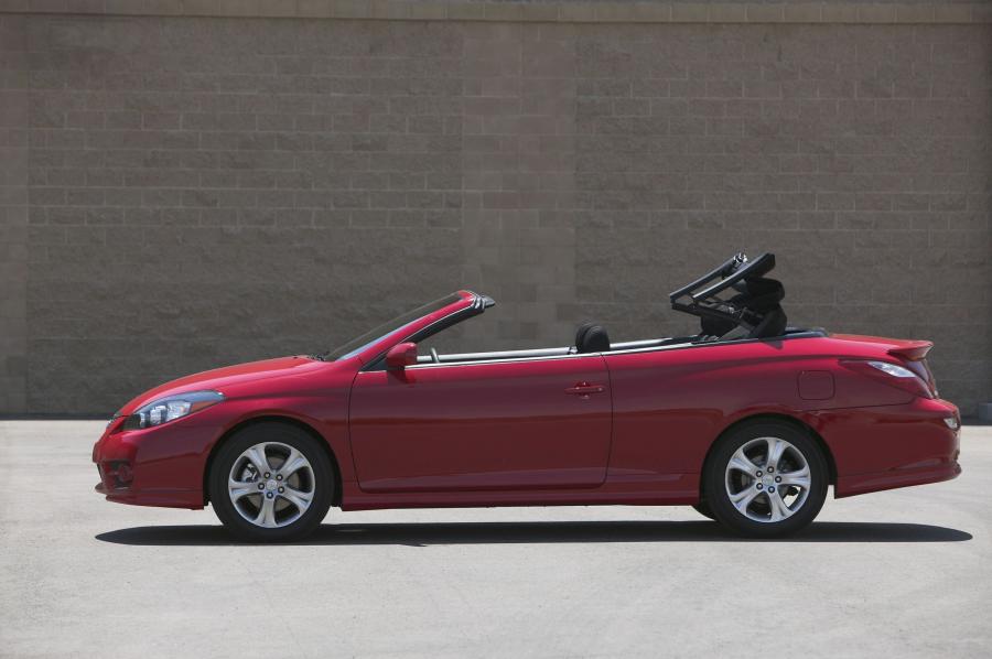  Toyota Camry Solara Sport Convertible 2006 года  (фото 5 из 24)